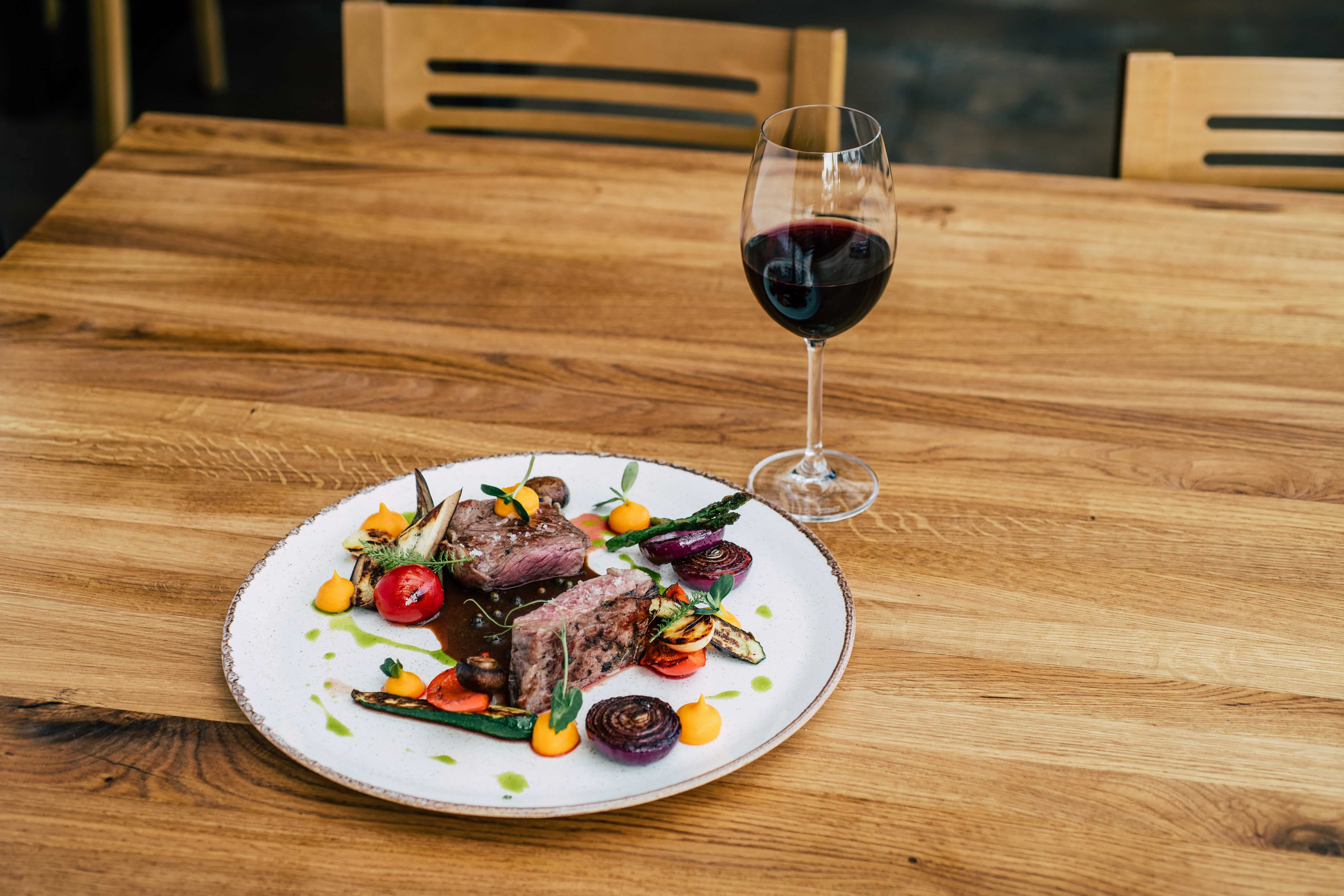 red wie, red meat, wine pairing, food choices
